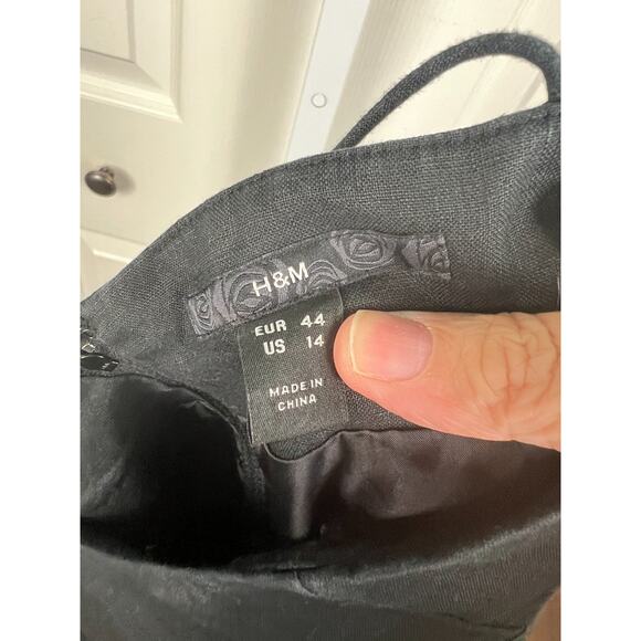 H & M Black Linen Spaghetti Strap Midi Dress Size 14 V-Neck Minimalist Classic - Picture 2 of 6